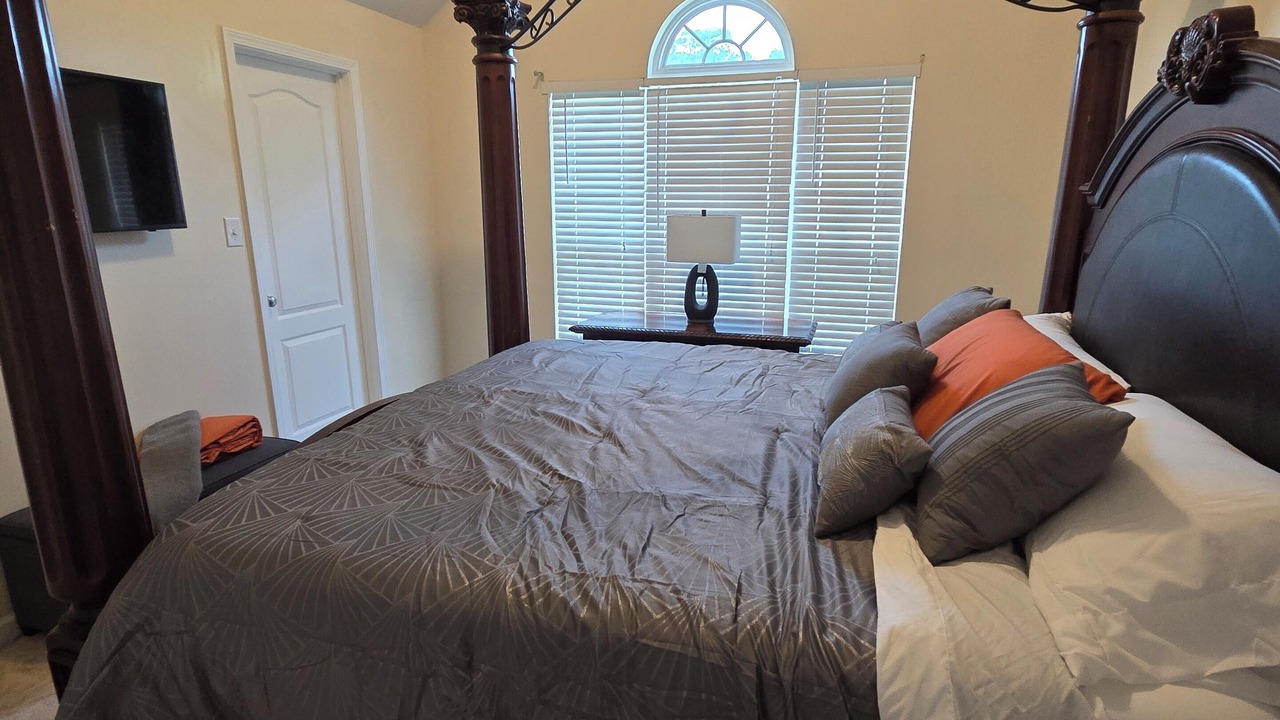 Photo of Bedroom in Warrenville
