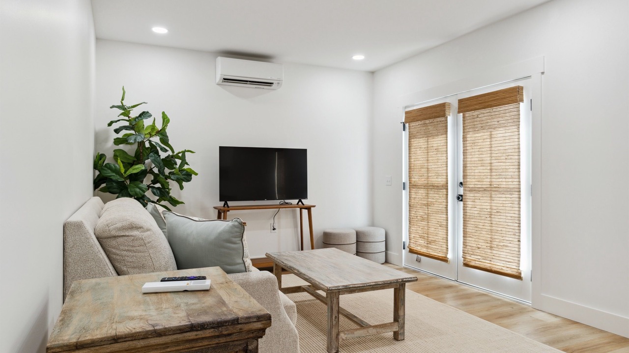 Photo of Livingroom in Westminster