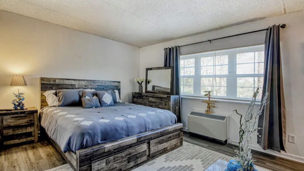 Photo of Bedroom in Surfside Beach