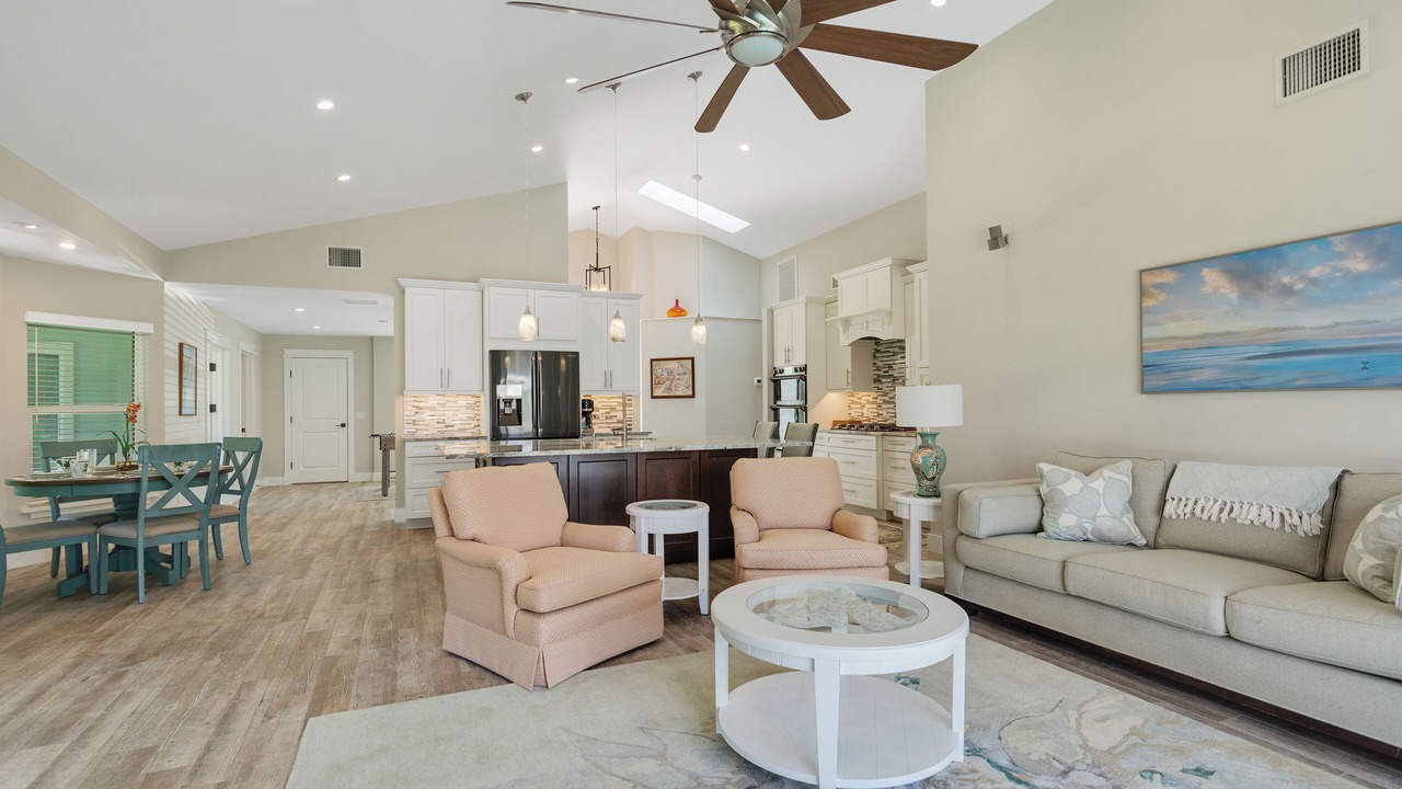 Photo of Livingroom in Riverside Estates