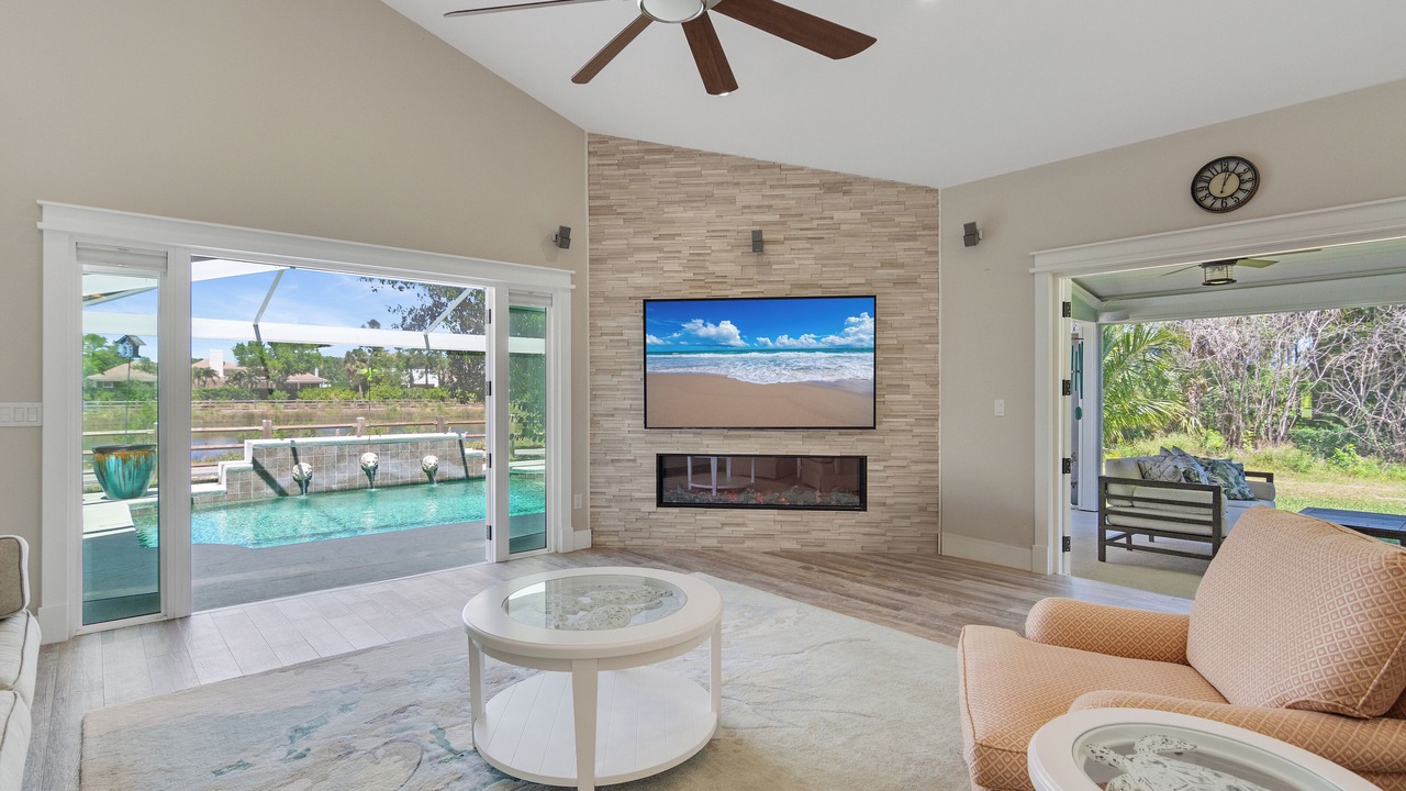 Photo of Livingroom in Riverside Estates