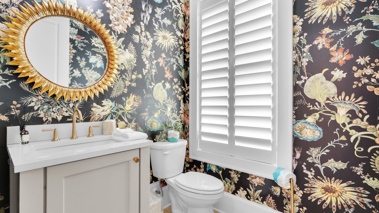 Photo of Bathroom in Hitch Village - Fred Wessels Homes