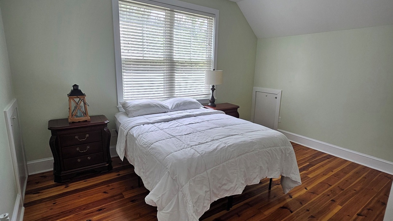 Photo of Bedroom in Eutawville