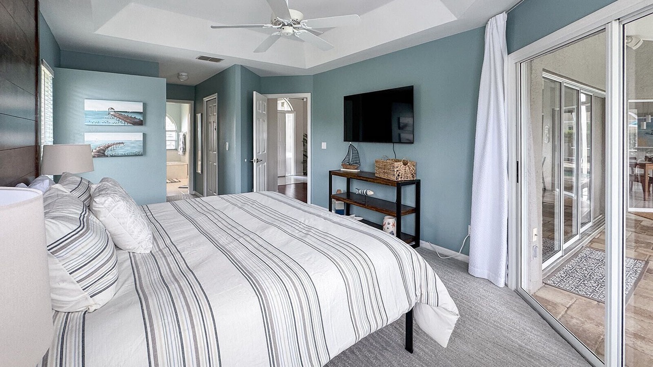 Photo of Bedroom in Crown Pointe