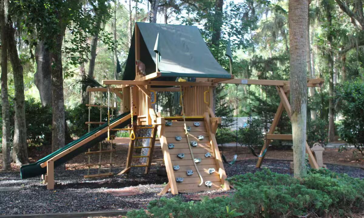 Photo of Others in Shipyard Plantation