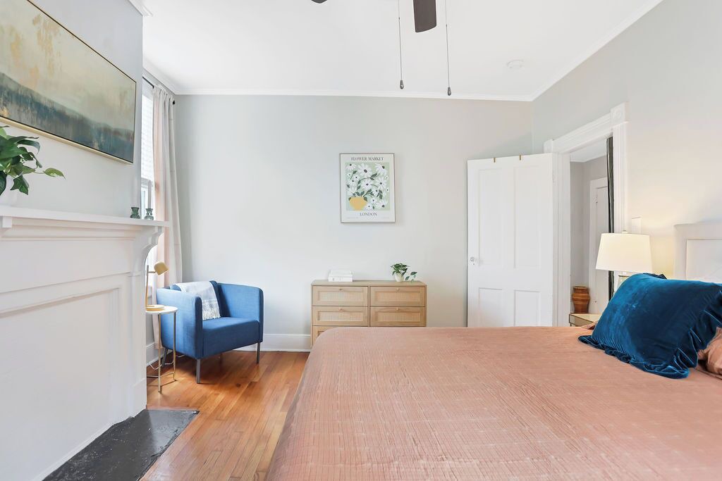 Photo of Bedroom in Midtown