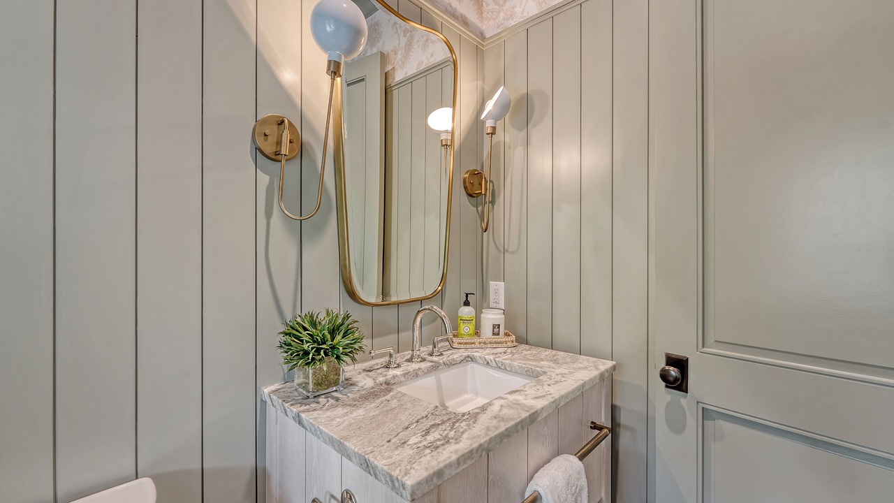 Photo of Bathroom in Vanderhorst Plantation
