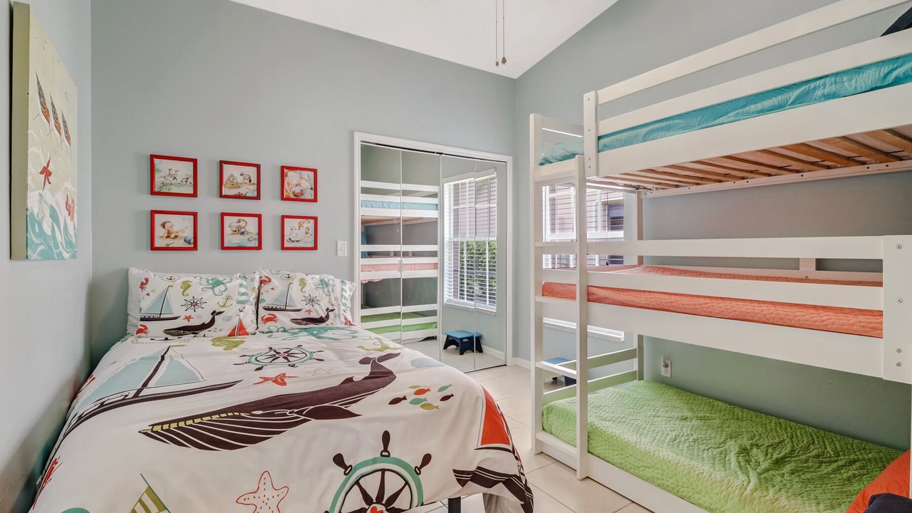 Photo of Bedroom in Crown Pointe