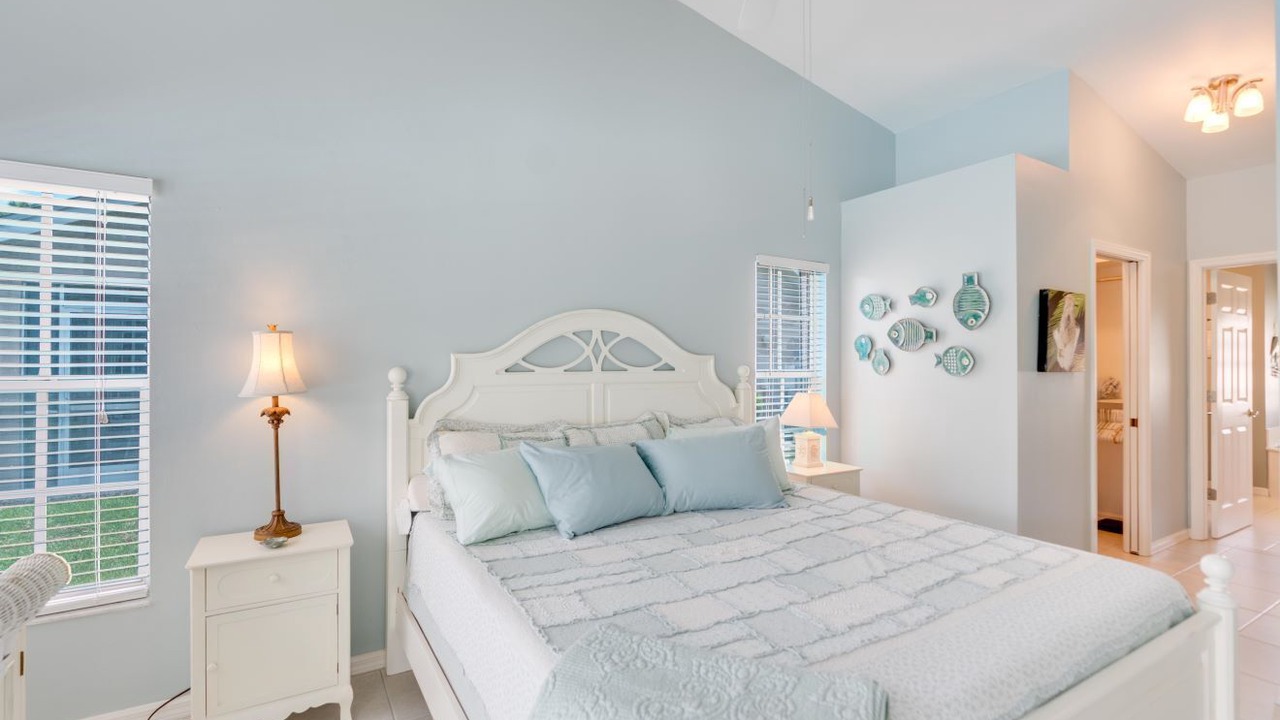 Photo of Bedroom in Crown Pointe