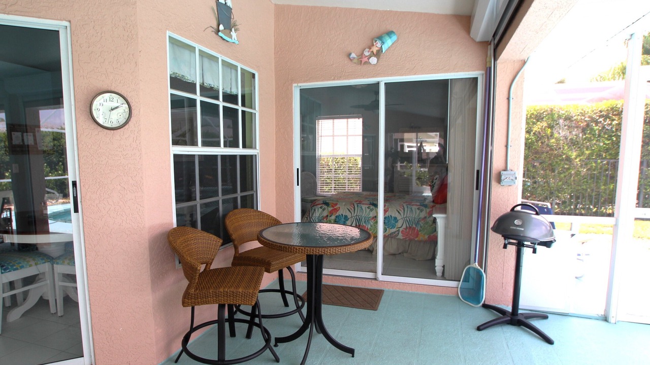 Photo of Outdoor in Crown Pointe