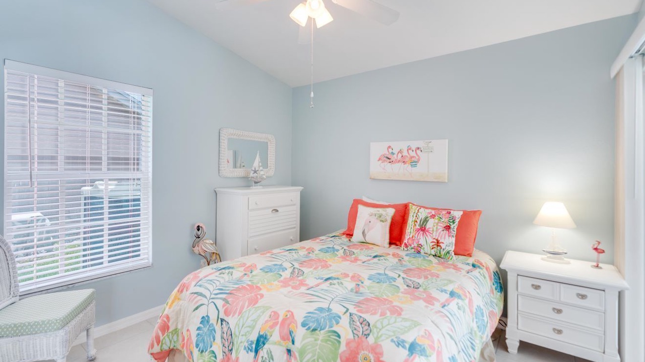 Photo of Bedroom in Crown Pointe