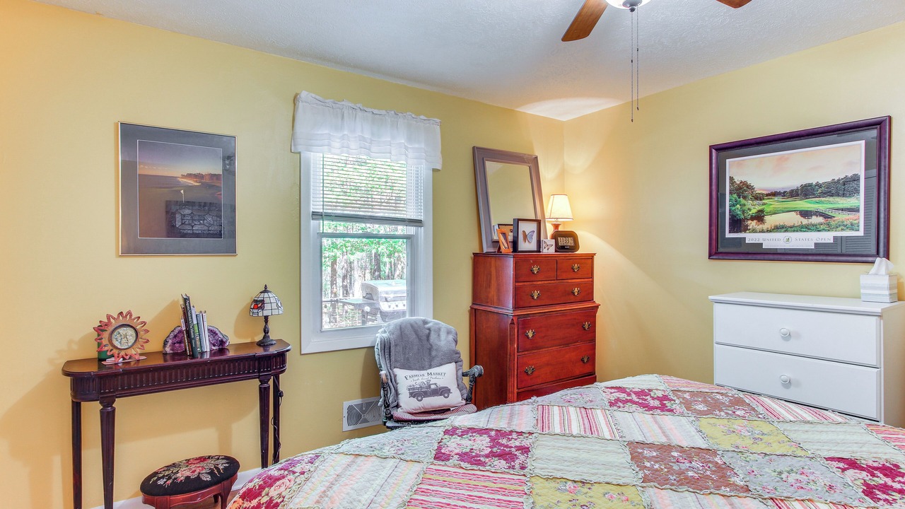 Photo of Bedroom in Batesburg