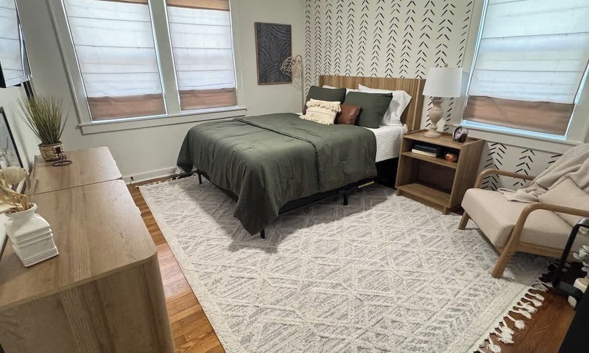 Photo of Bedroom in Greenwood