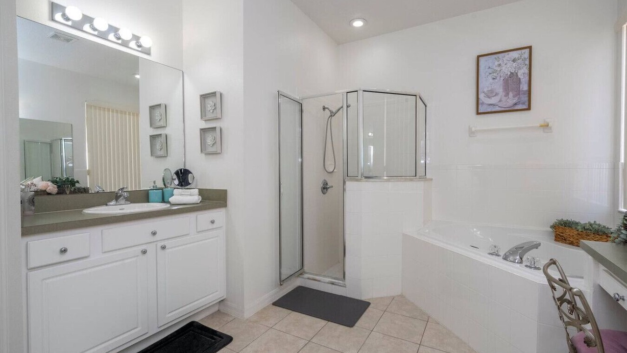 Photo of Bathroom in Calabay Parc