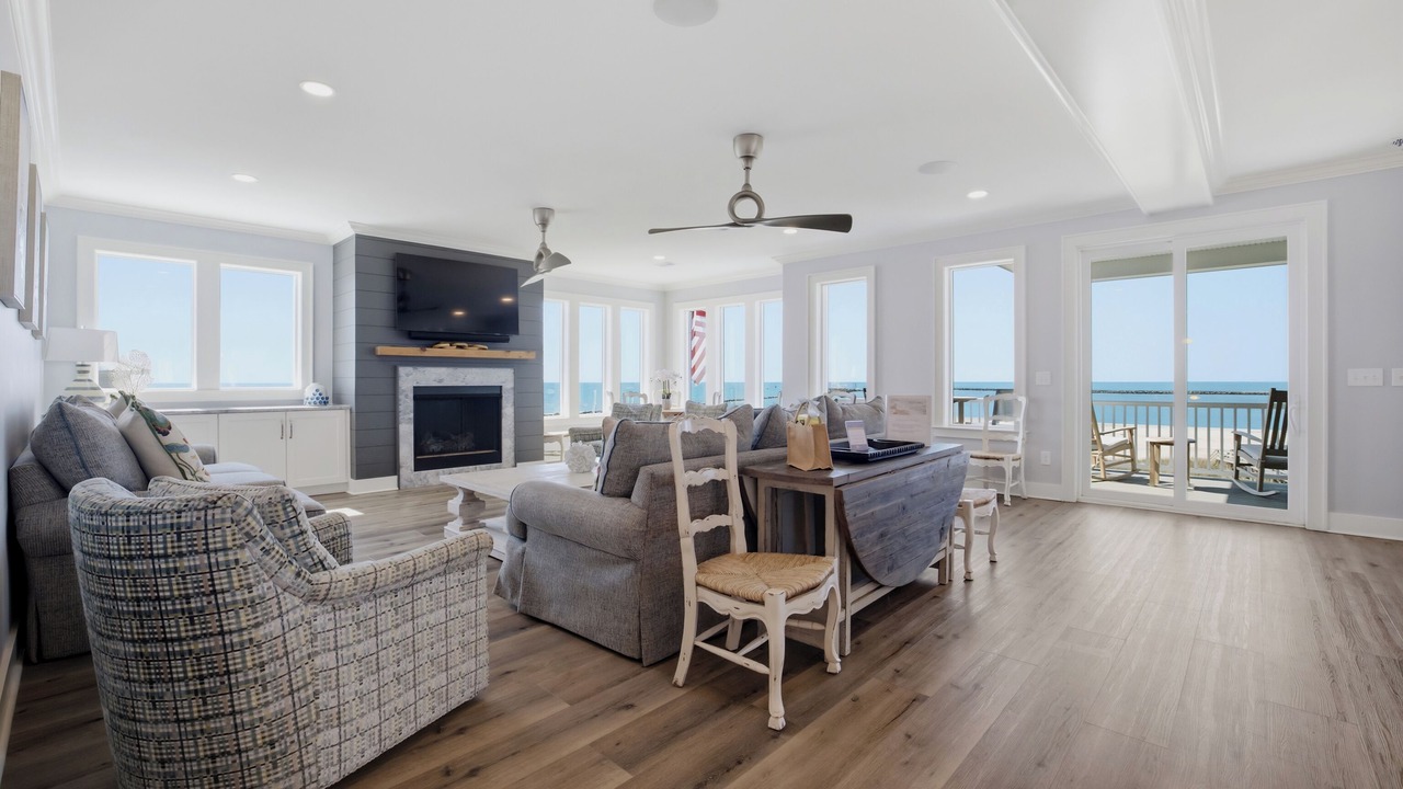 Photo of Livingroom in Inlet Harbour