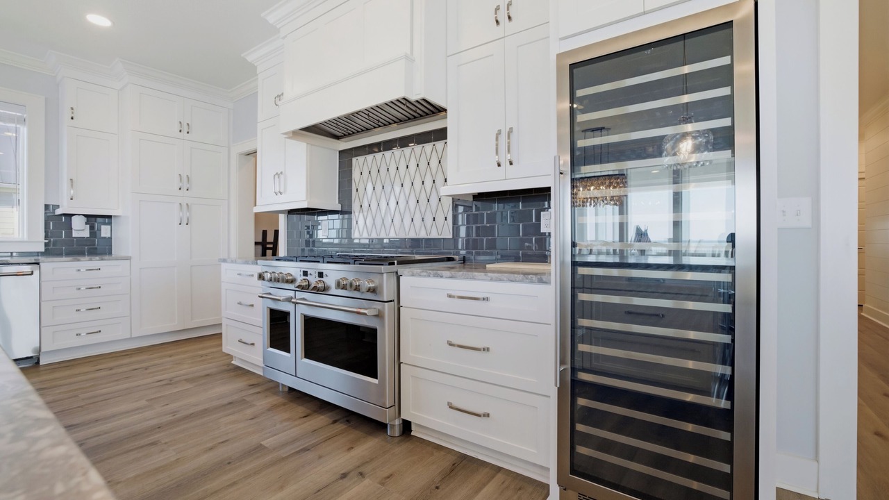 Photo of Kitchen in Inlet Harbour