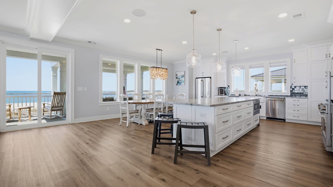 Photo of Kitchen in Inlet Harbour
