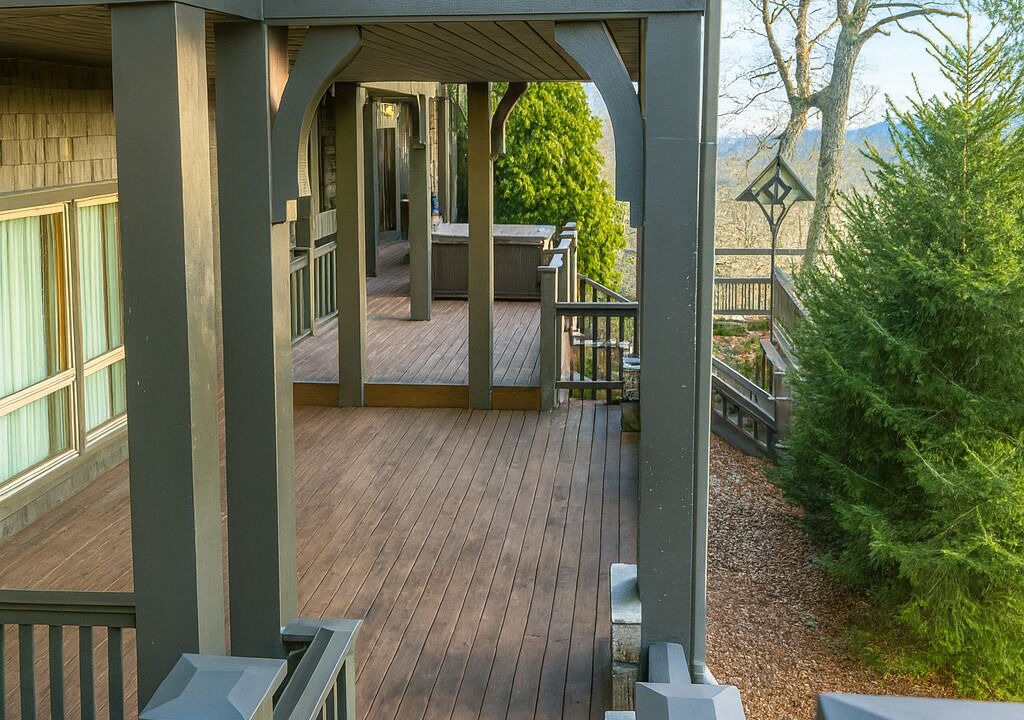 Photo of Patio Balcony in Sapphire