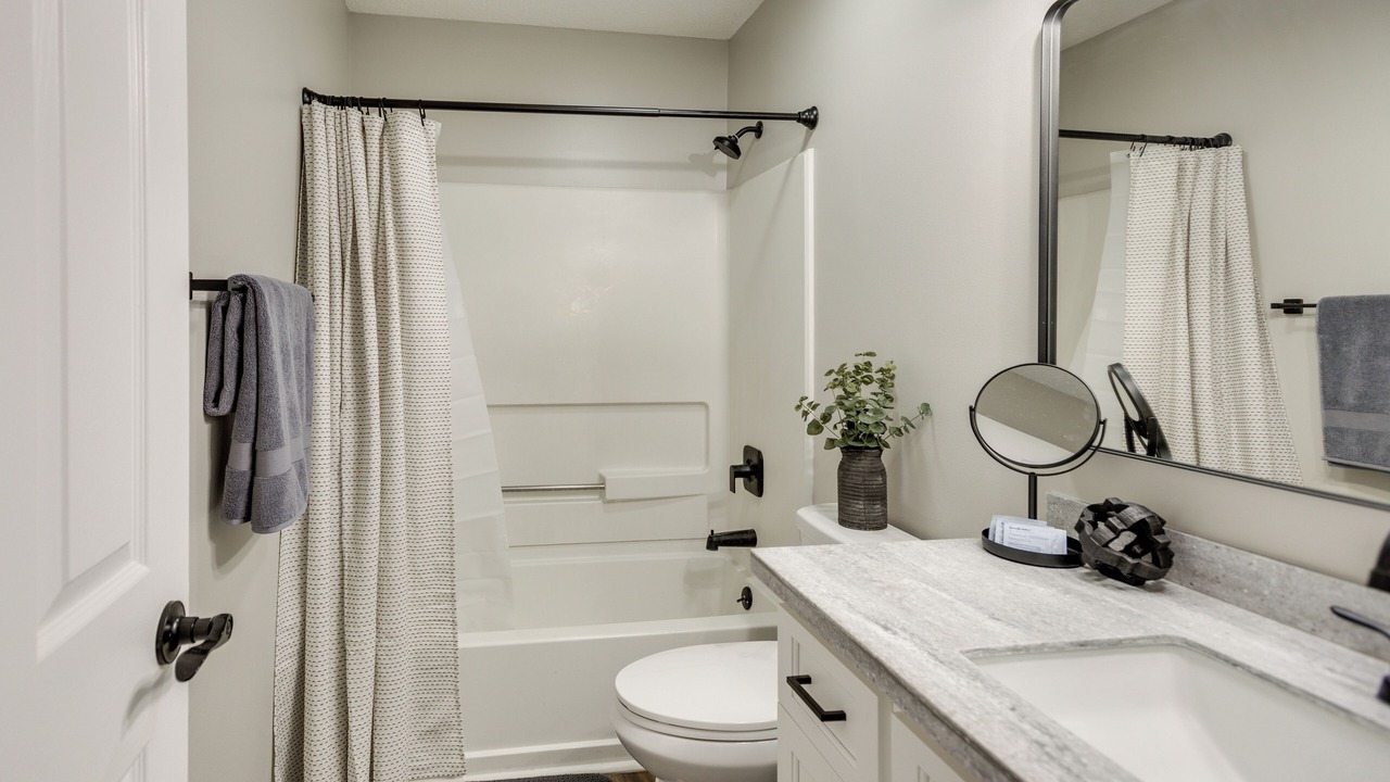 Photo of Bathroom in Hinesville