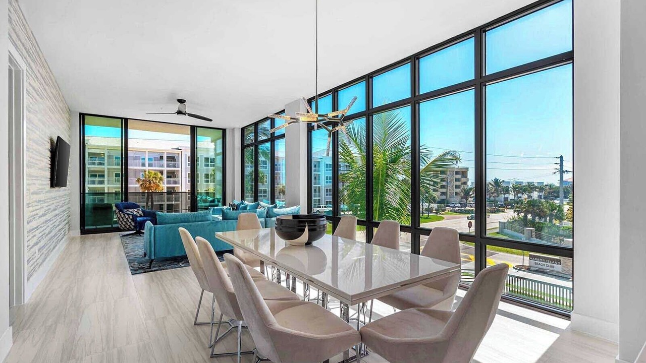 Photo of Bedroom in Melbourne Beach