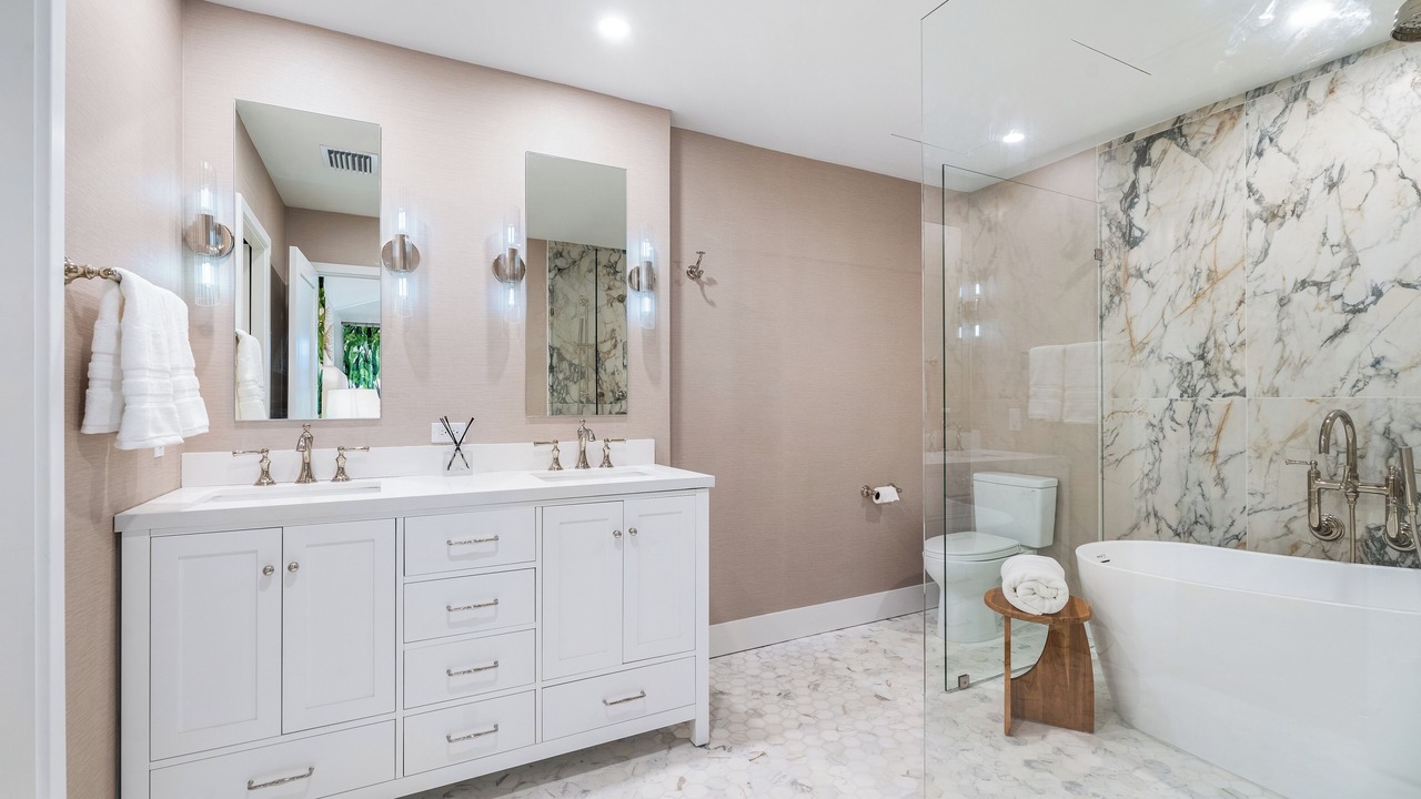 Photo of Bathroom in Coralstone
