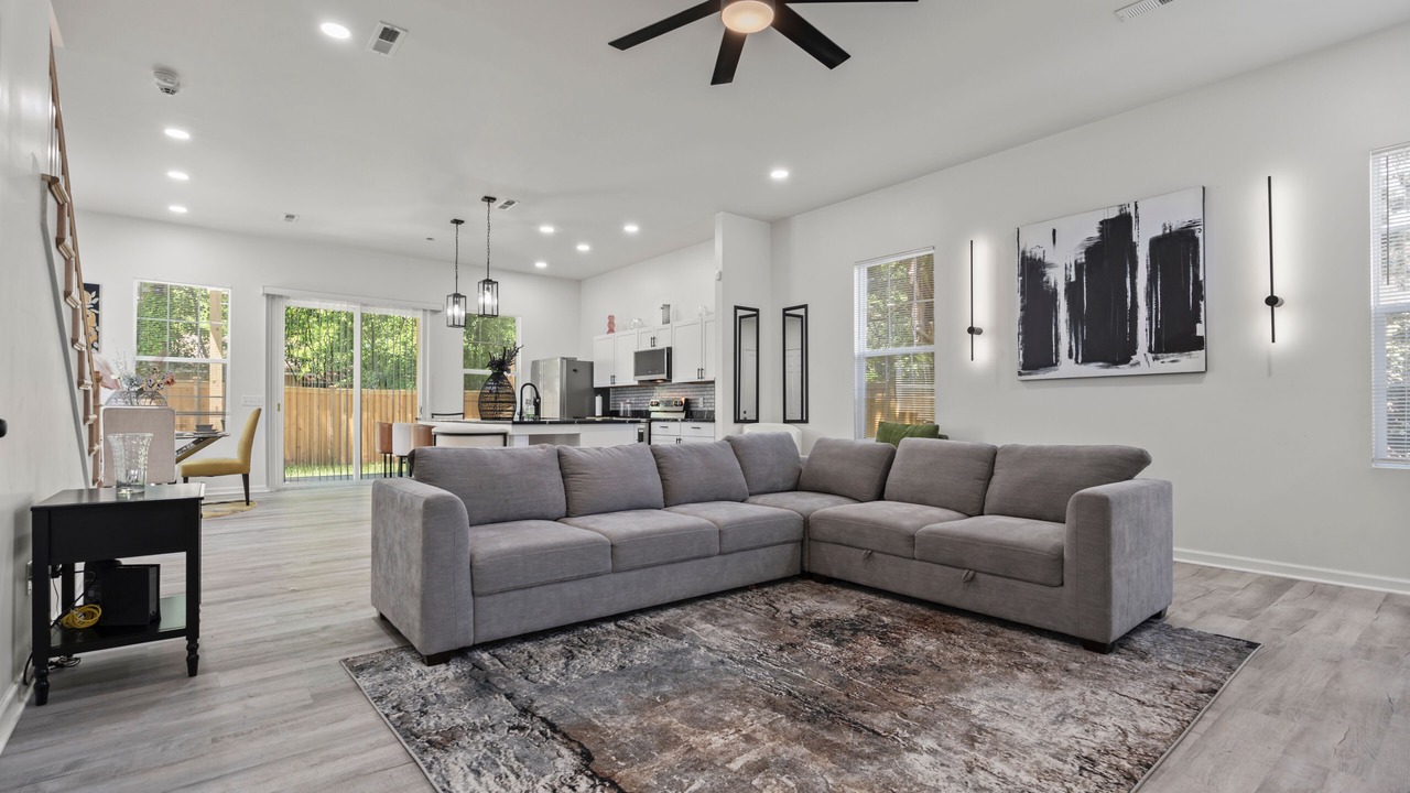 Photo of Livingroom in Sumter