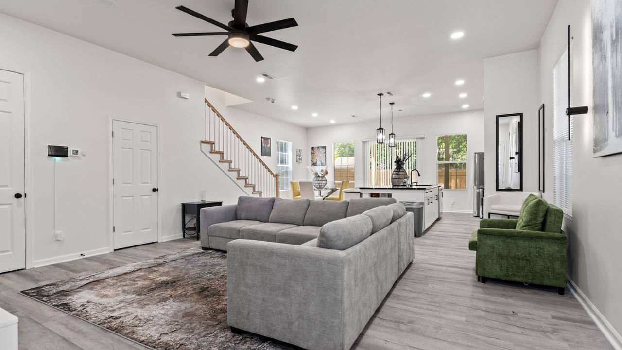 Photo of Livingroom in Sumter