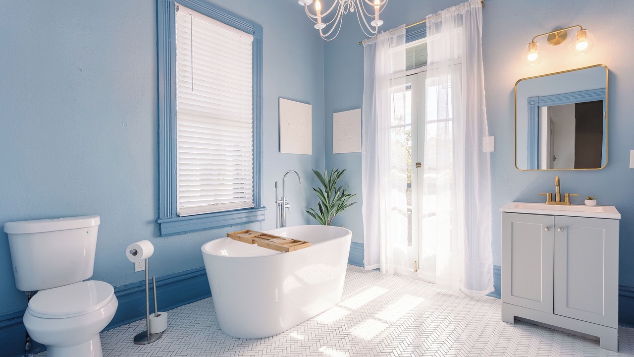 Photo of Bathroom in Thomas Square