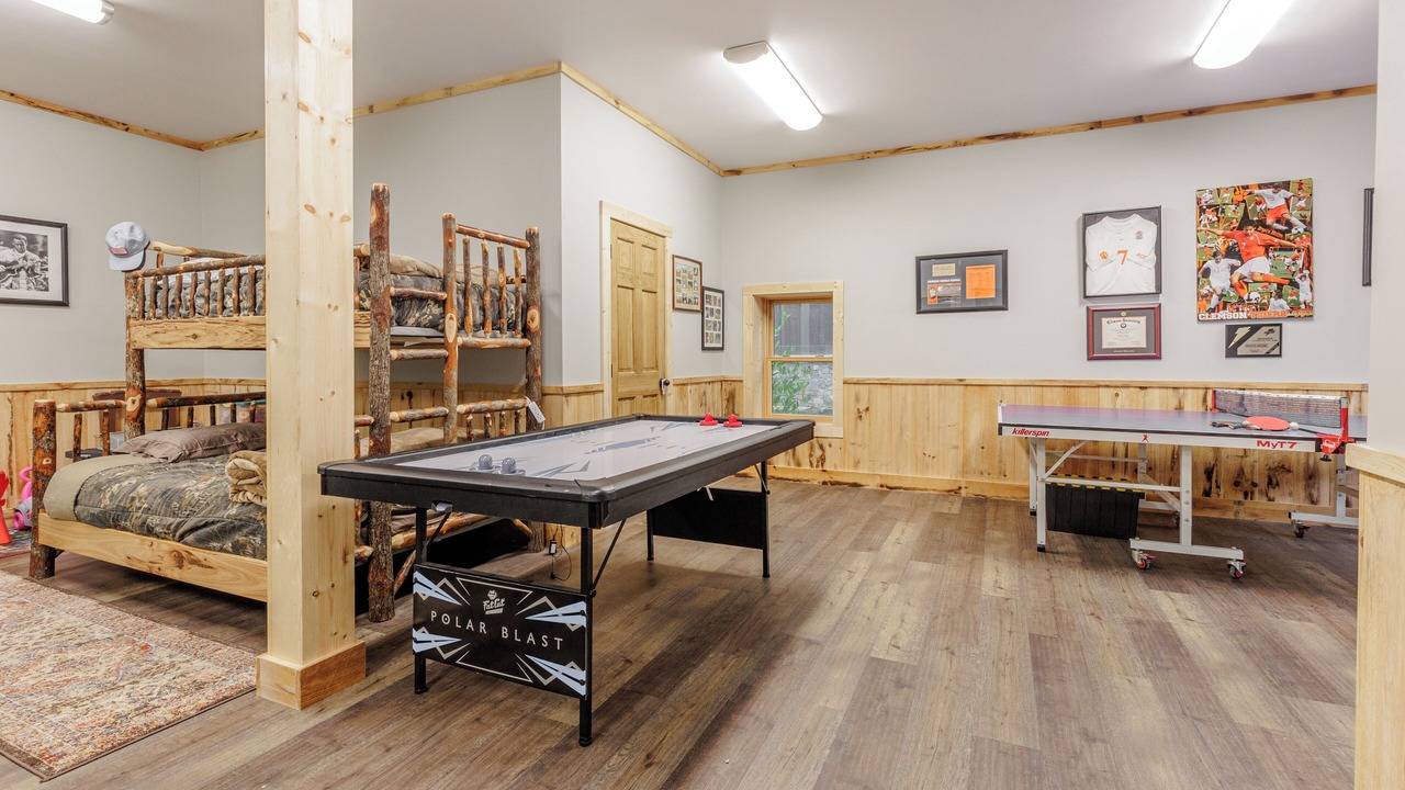 Photo of Bedroom in Nantahala