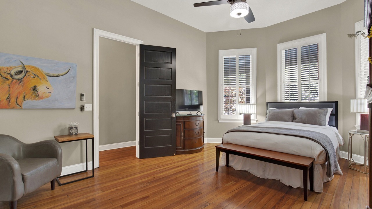 Photo of Bedroom in Thomas Square