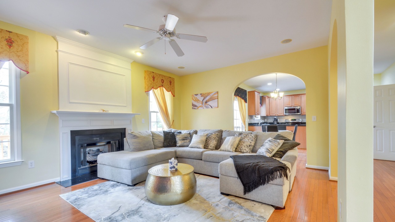 Photo of Livingroom in Holly Glen
