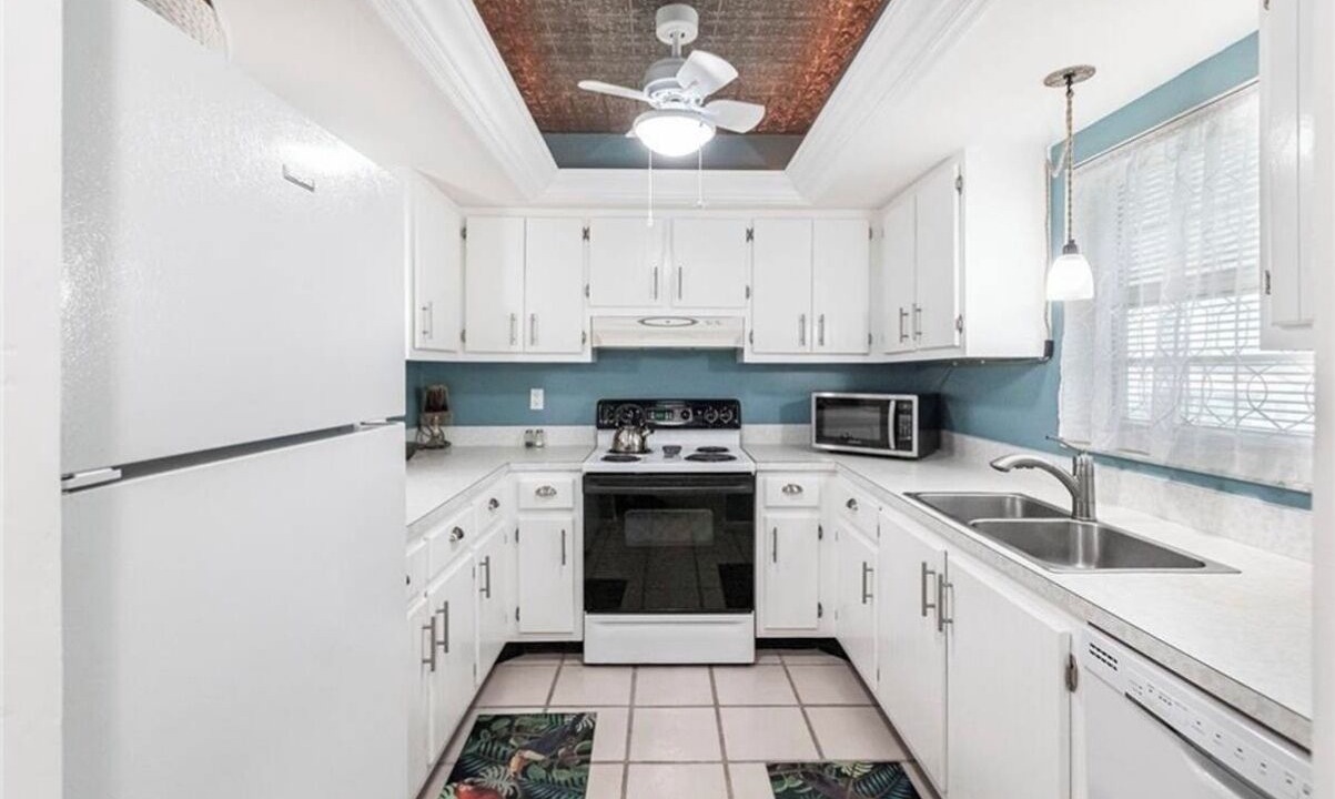 Photo of Kitchen in Lely Golf Estates