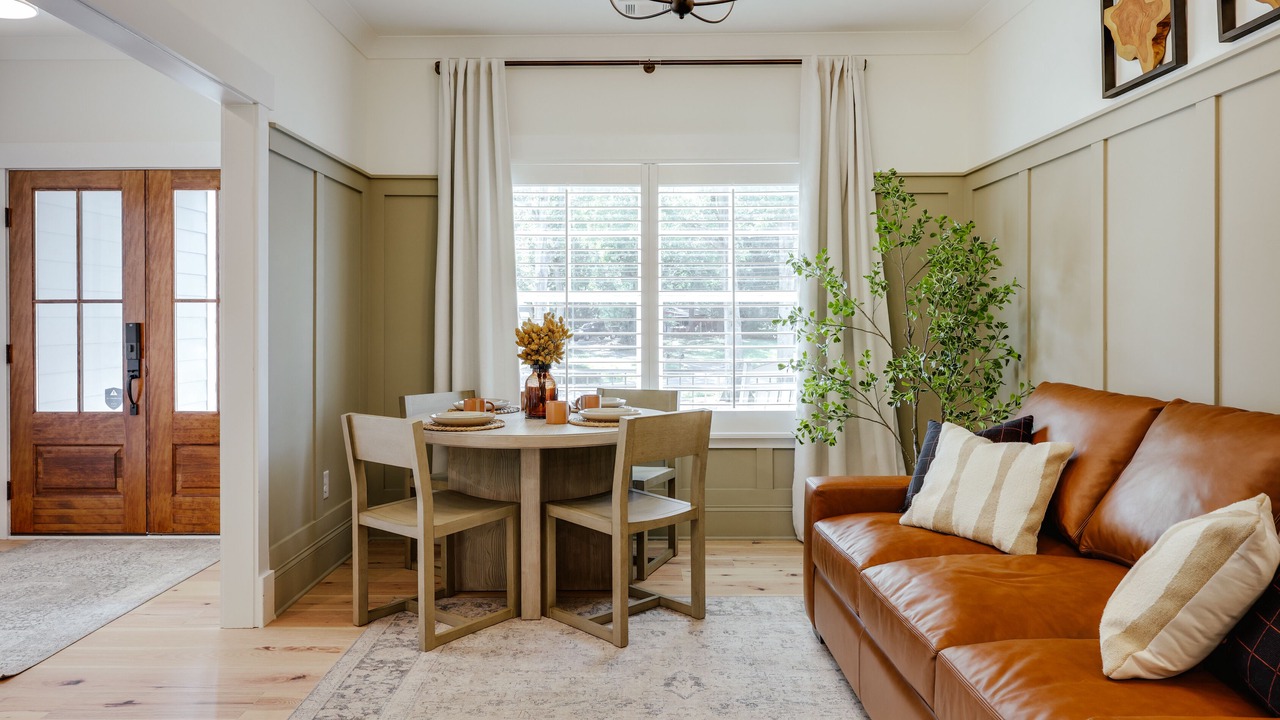 Photo of Livingroom in Watkinsville