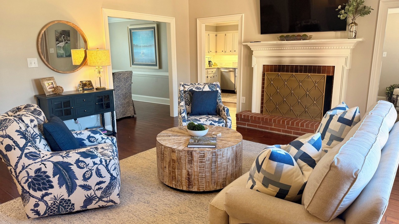 Photo of Livingroom in Martinez
