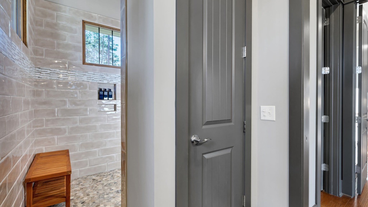 Photo of Bathroom in Seneca