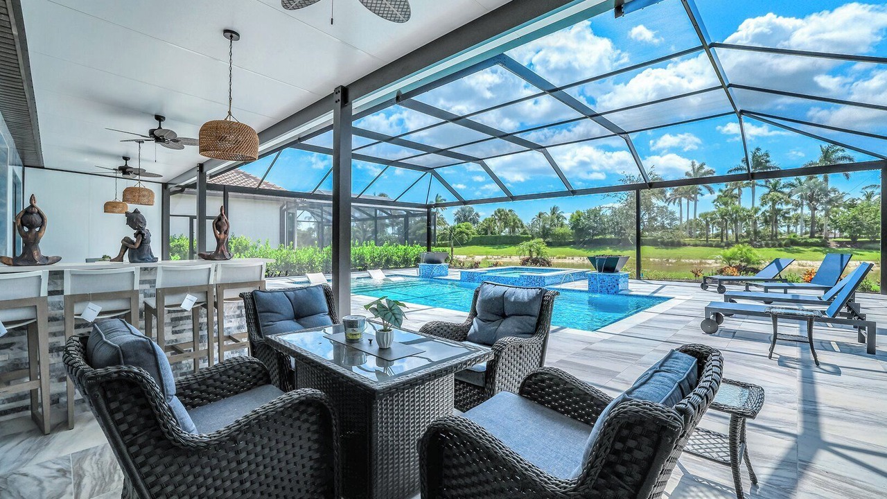 Photo of Outdoor in Naples
