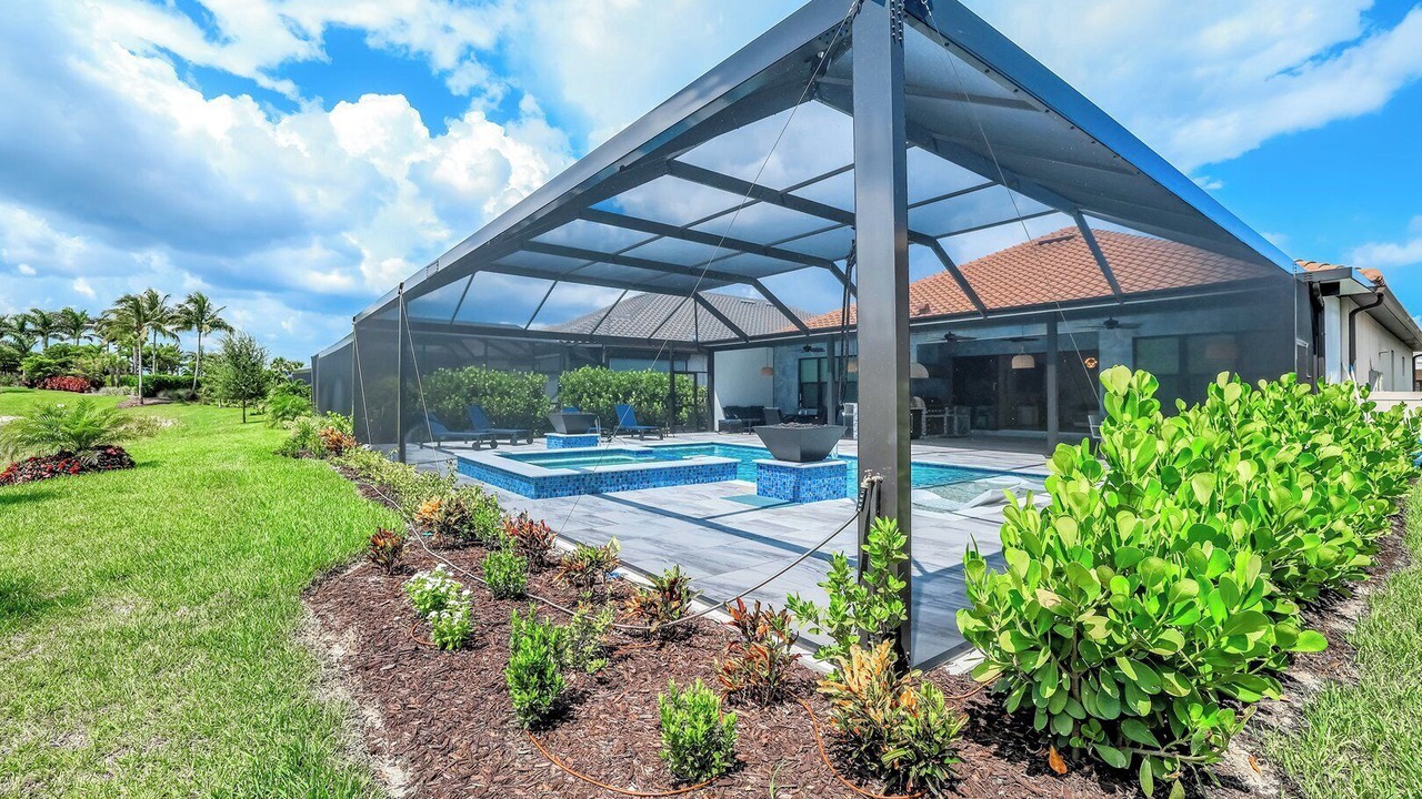 Photo of Outdoor in Naples