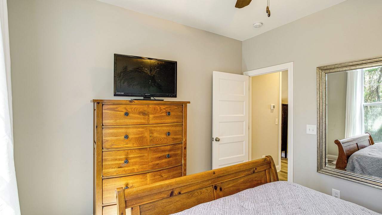 Photo of Bedroom in Chapin