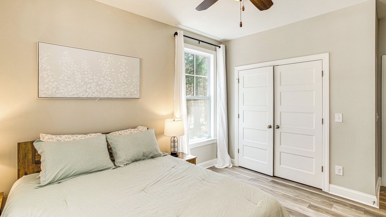 Photo of Bedroom in Chapin