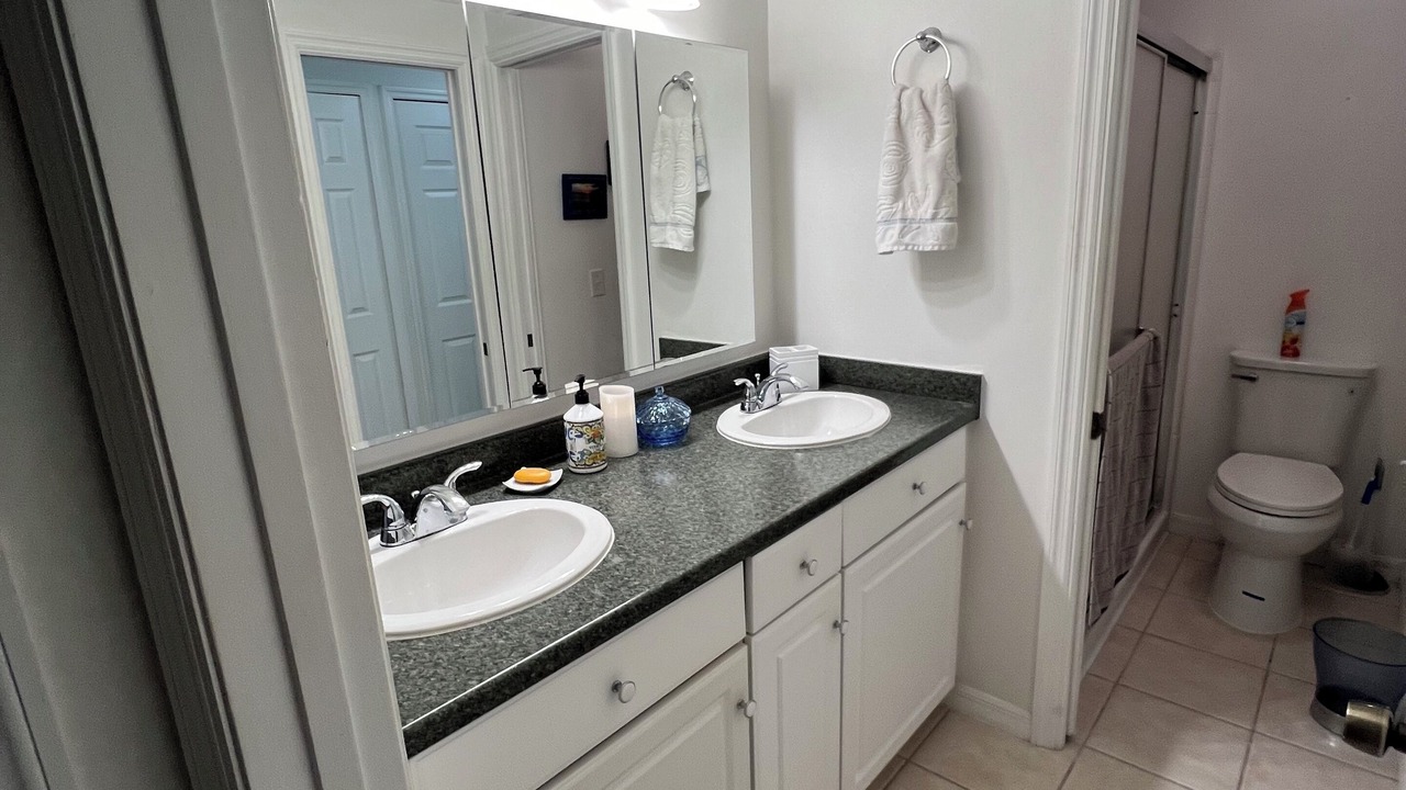 Photo of Bathroom in Hutchinson Island South