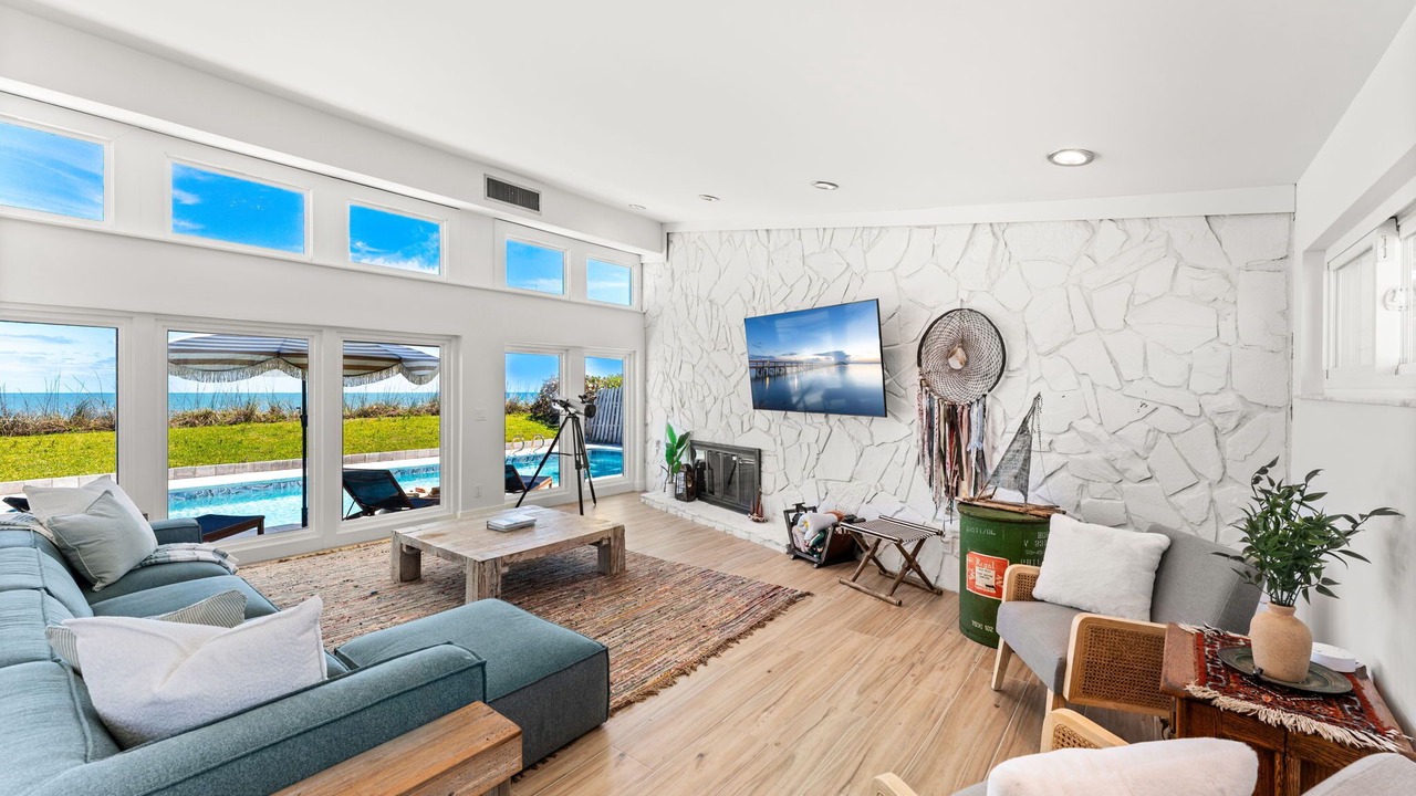 Photo of Bedroom in Melbourne Beach