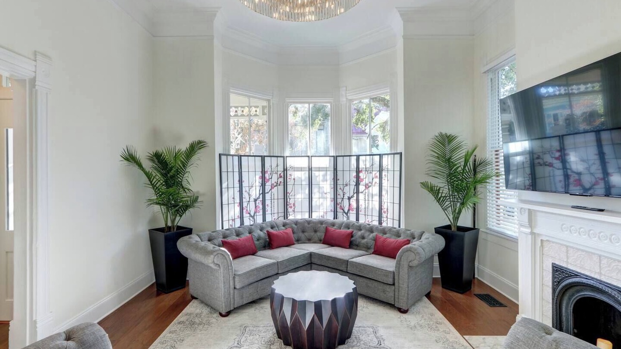 Photo of Livingroom in Dixon Park