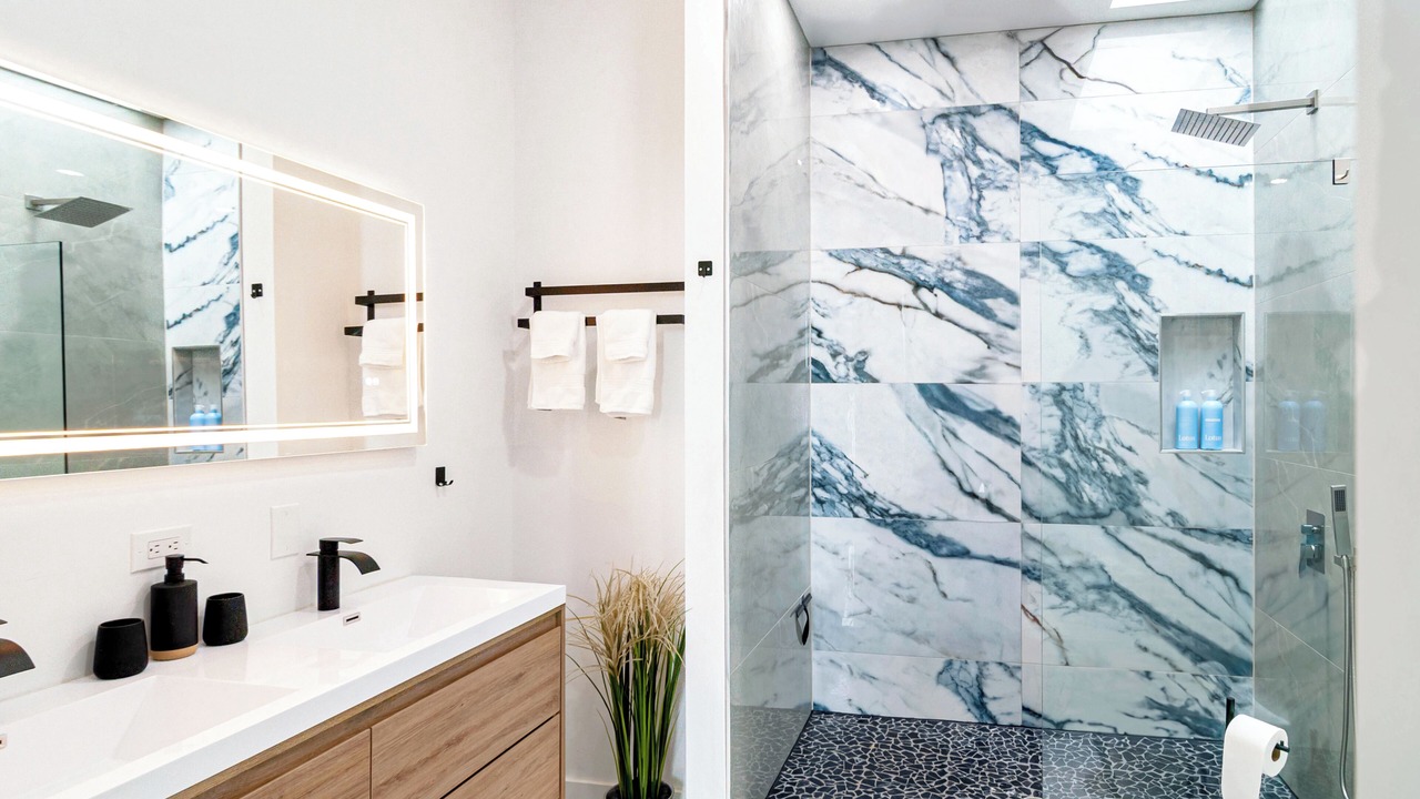 Photo of Bathroom in Mariner