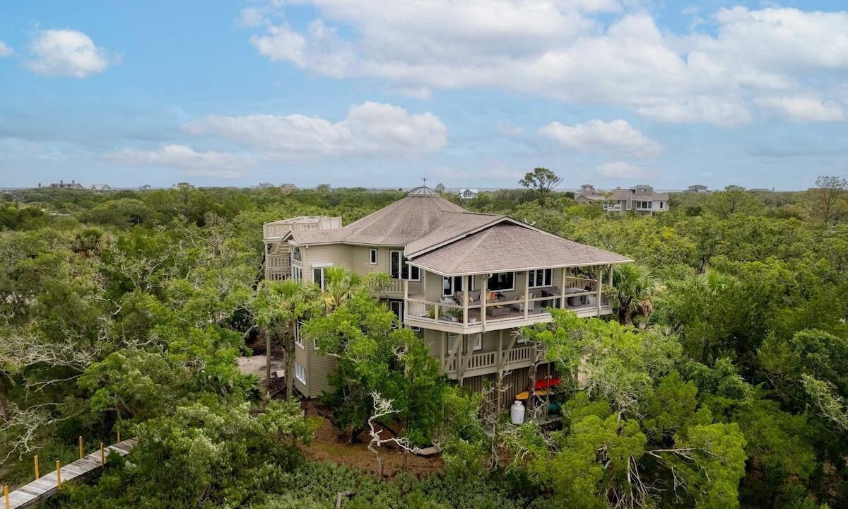 Photo of Outdoor in Jeremy Cay