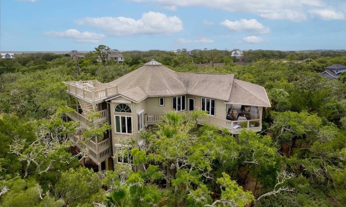 Photo of Outdoor in Jeremy Cay
