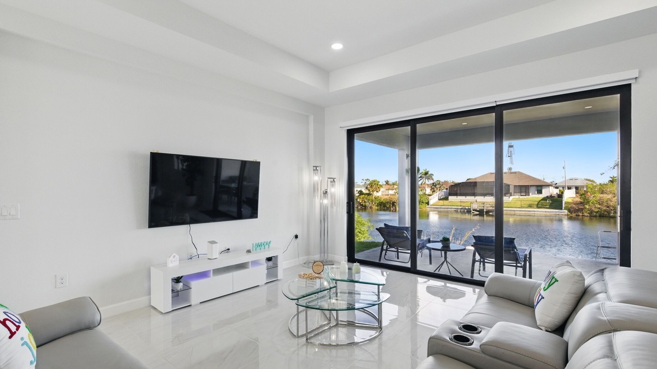 Photo of Livingroom in Mariner