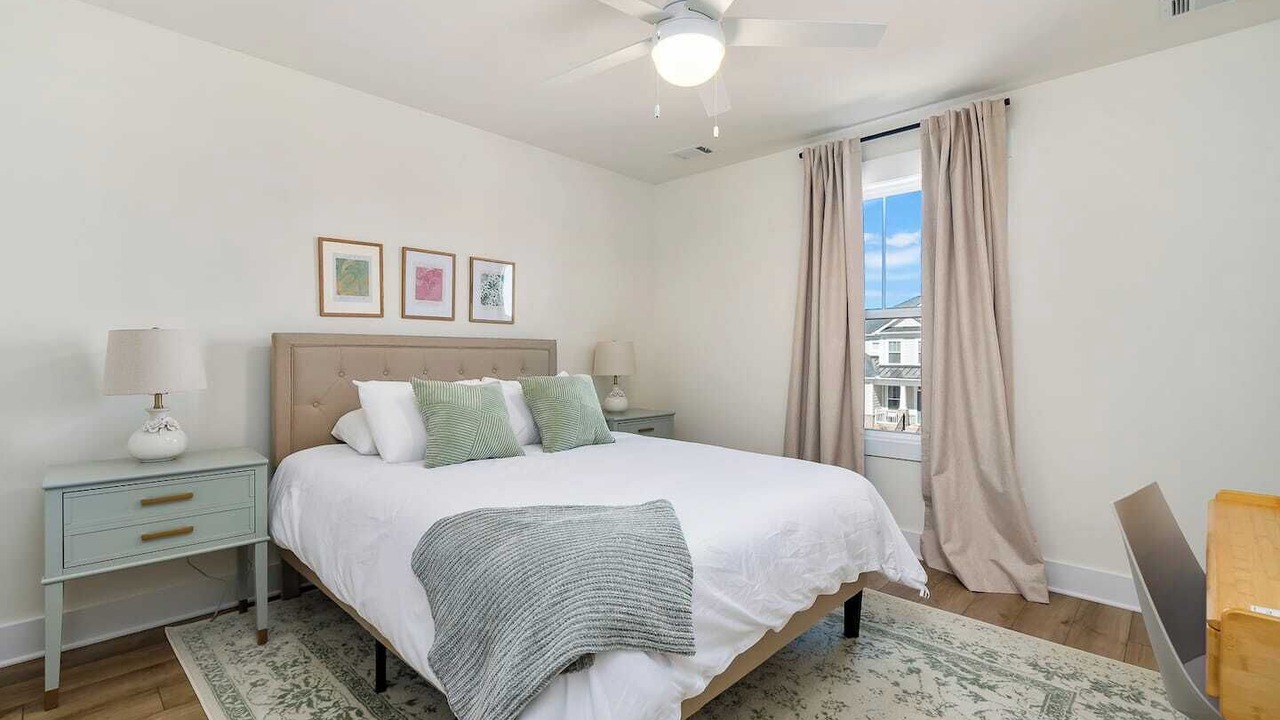 Photo of Bedroom in Central