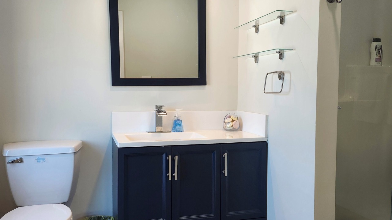 Photo of Bathroom in Elloree