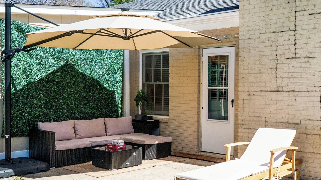 Photo of Patio Balcony in East Forest