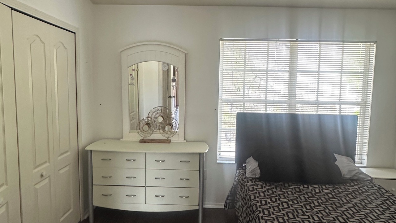 Photo of Bedroom in Meadow Pointe